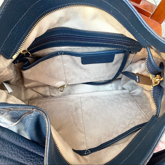 Michael Kors Julia Convertible Shoulder Bag - Picture 6 of 8